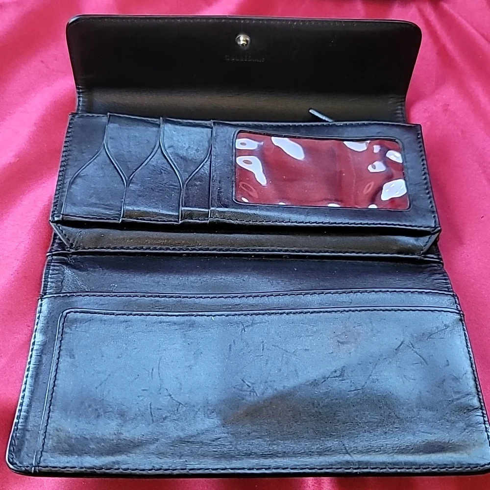 COLE HAAN Vintage Continental Wallet